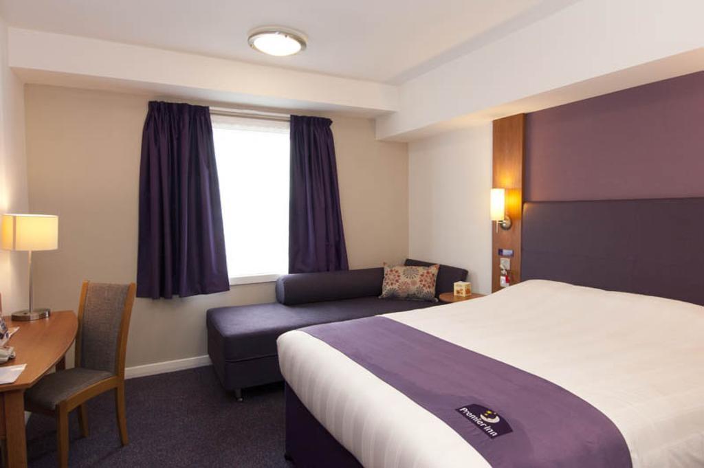 Premier Inn London Hampstead Esterno foto